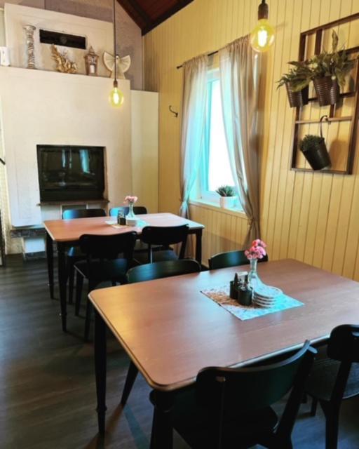 Penzion & Restaurace U Vily Sezimovo Usti 외부 사진